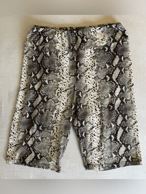Rue21 Snake Print Biker Shorts Medium High Rise Stretch